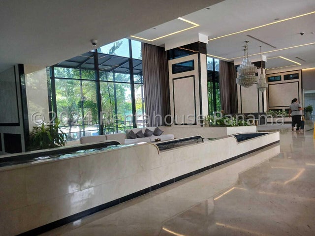 Sophisticated Apartment